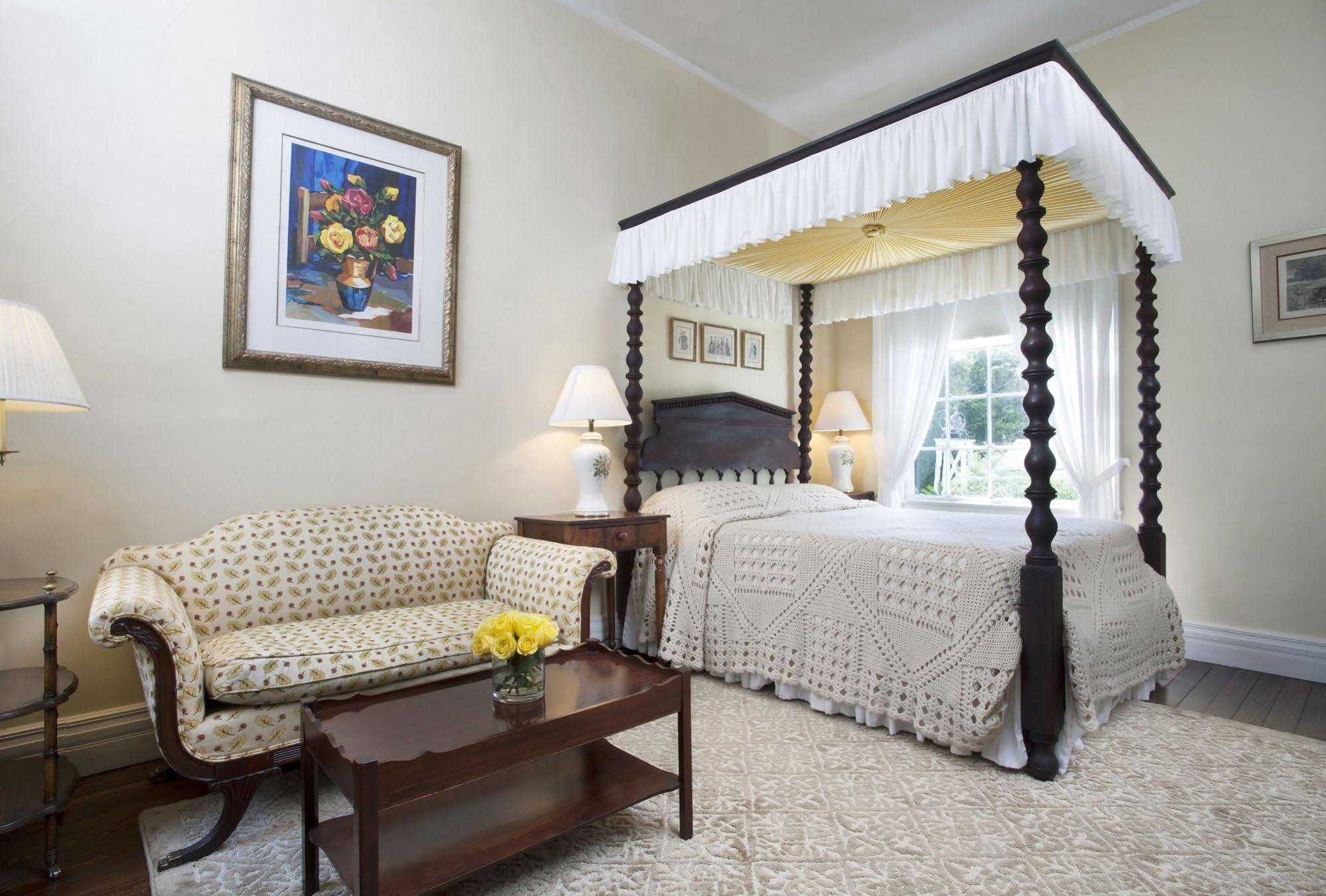 Linden - A Historic Bed And Breakfast Natchez Exterior photo